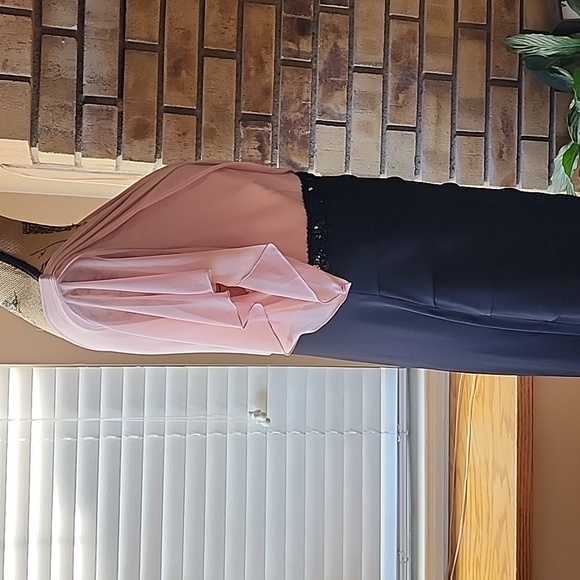 ENFOCUS Dress - Picture 4 of 9